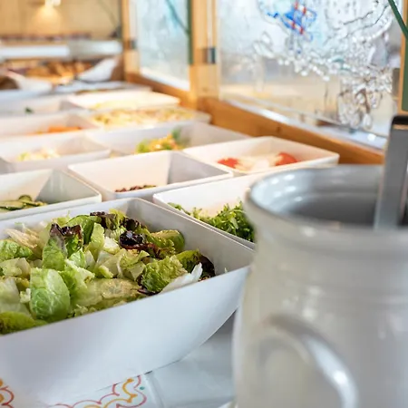 Hotel Tauernblick 3*